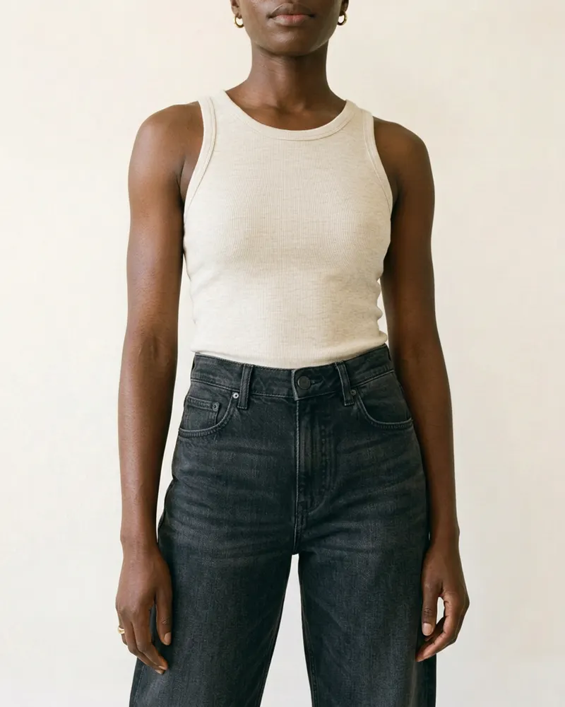 Close-up of the Organic Barrel-Leg Jean in Faded Black: mid rise